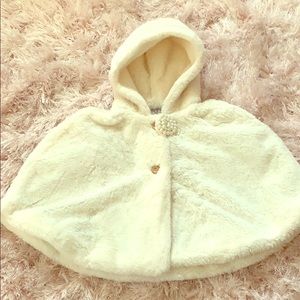 Jessica Simpson faux fur girls hooded cape